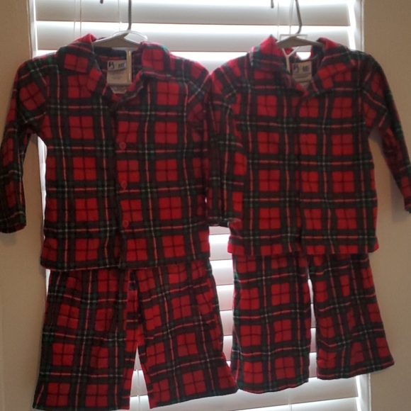 Pajamas - Picture 2 of 6